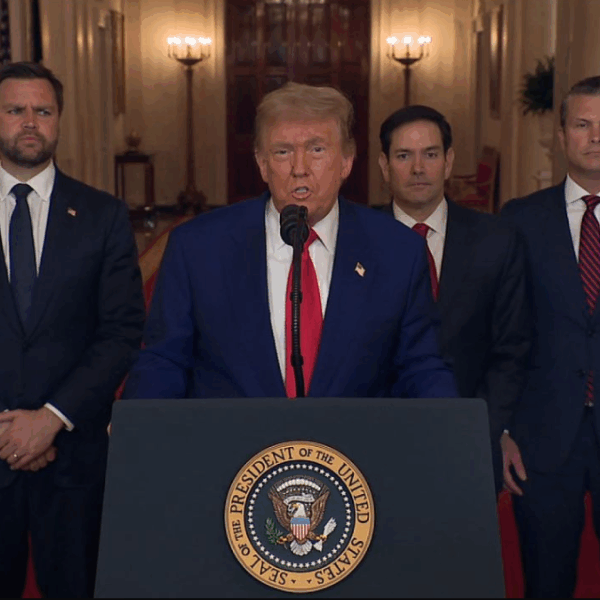 Τραμπ: Αεροπορικά πλήγματα σε πυρηνικές εγκαταστάσεις του Ιράν – «Αν δεν έρθει&hellip;