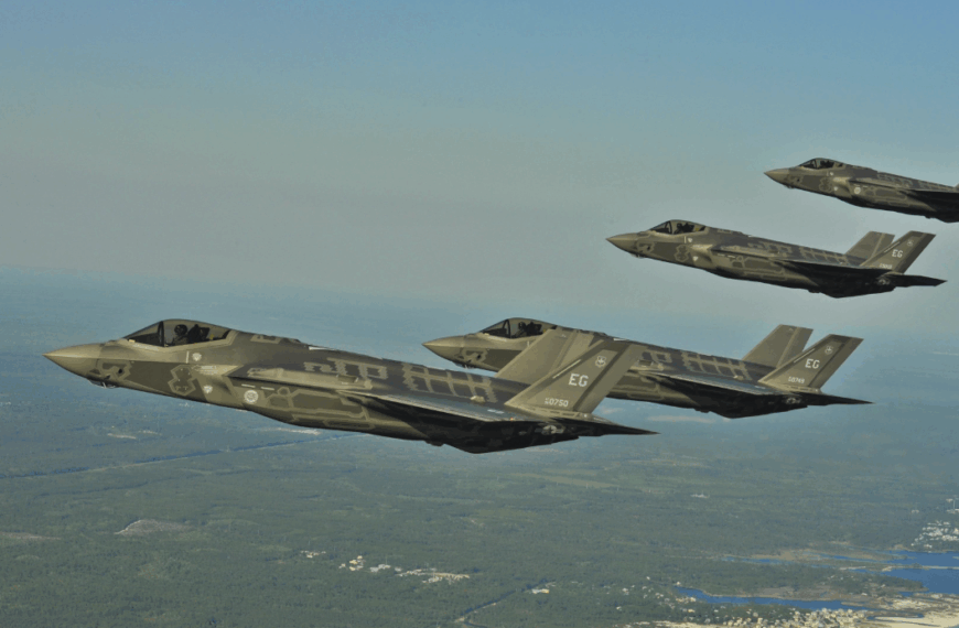 Τραμπ: «Έχουμε τον πλήρη και απόλυτο έλεγχο των ουρανών πάνω από το&hellip;