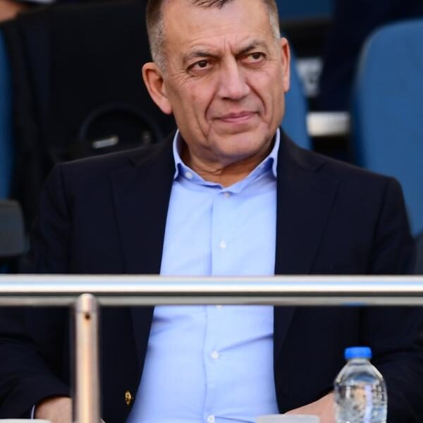 Φιάσκο το τελεσίγραφο Βούρτση: Δεν απαιτείται κοινή παρουσία Γιαννακόπουλου-Αγγελόπουλων