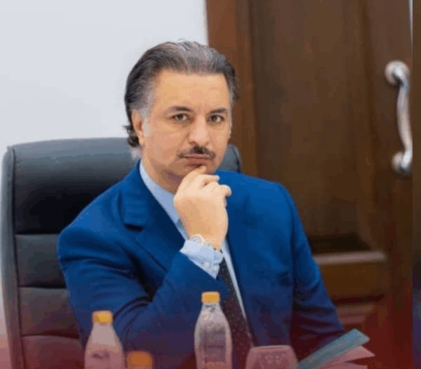 Υπό άκρα μυστικότητα στην Αθήνα ο γιος του Χάφταρ