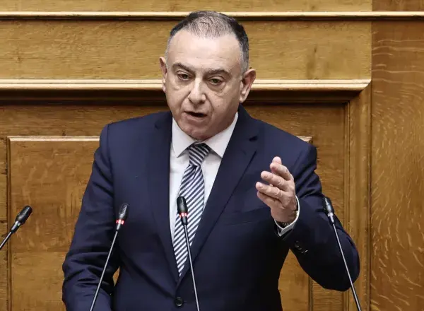 ΣΥΡΙΖΑ-ΠΣ: Γιατί παραμένει στην κυβέρνηση ο υφυπουργός Αγροτικής Ανάπτυξης Χρήστος Κέλλας;
