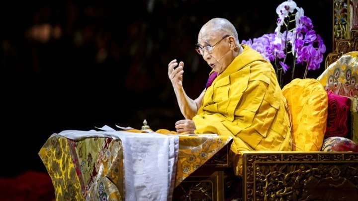 Ο Δαλάι Λάμα έκλεισε τα 90: «Ένας απλός βουδιστής μοναχός»