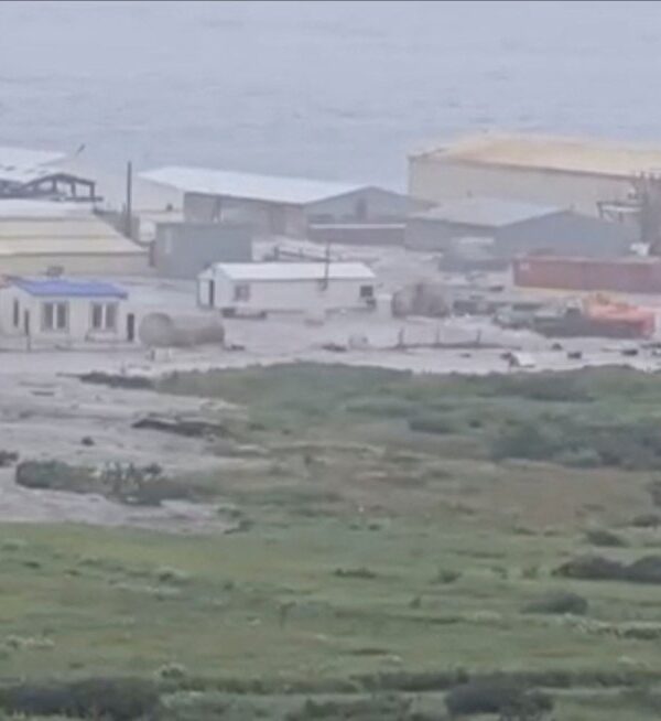 Μεγα-σεισμός 8,8 Ρίχτερ στον Ειρηνικό πυροδότησε τσουνάμι και μαζικές εκκενώσεις από την Ιαπωνία έως Χαβάη, Αλάσκα και Καλιφόρνια