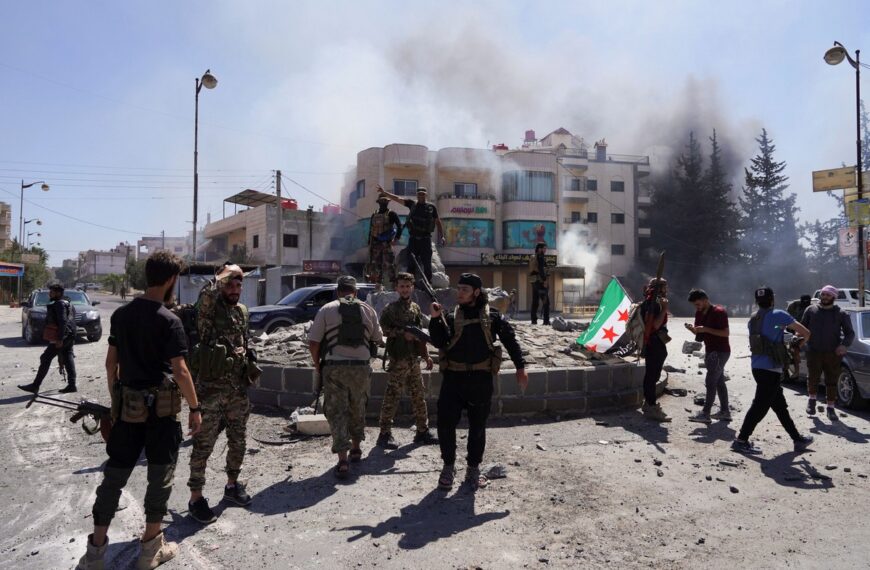 Ισραηλινά πλήγματα στη Συρία υπό το βλέμμα ΗΠΑ και Ρωσίας