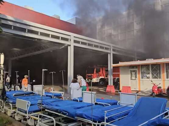 Πάτρα: Εκκενώνεται λόγω της φωτιάς το νοσοκομείο «Άγιος…
