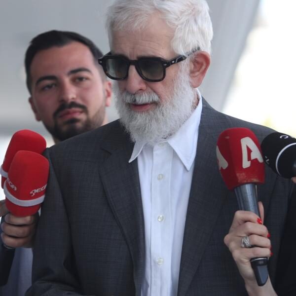 Ομόφωνα ένοχος ο Πέτρος Φιλιππίδης για δύο απόπειρες βιασμού #MeToo