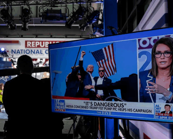 Σύγκρουση Τιτάνων: Ο Τραμπ στρέφεται κατά του Μέρντοχ αλλά κρατά τη βάση&hellip;