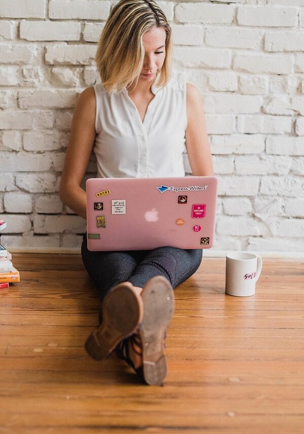 Image by expresswriters on Pixabay