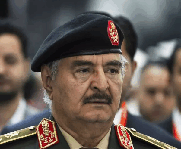 Συνάντηση Γεραπετρίτη με Χαφτάρ στη Βεγγάζη: Στο τραπέζι οι θαλάσσιες ζώνες