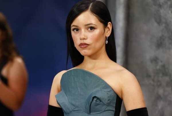 «Wednesday»: Το επίσημο τρέιλερ της δεύτερης σεζόν της σειράς κυκλοφόρησε από το Netflix