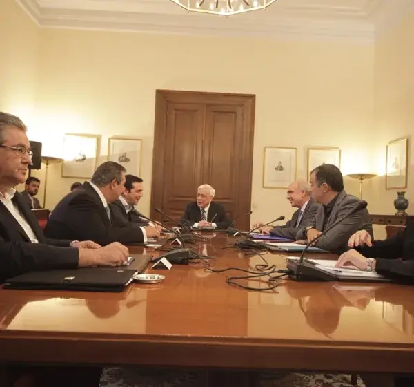 Νέα σύγκρουση κυβέρνησης – Τσίπρα για τα Πρακτικά του Συμβουλίου Πολιτικών Αρχηγών το 2015