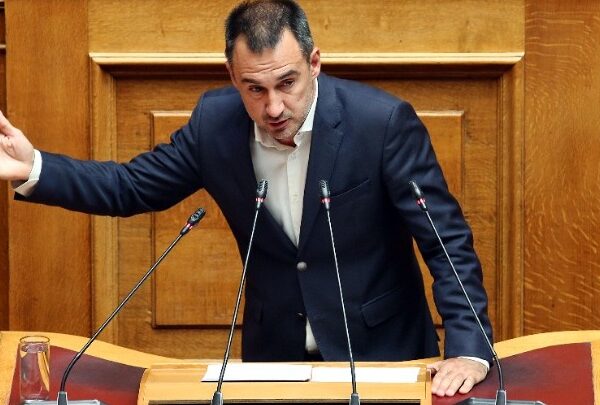 Βουλή: Διαλύθηκε η Κοινοβουλευτική Ομάδα της Νέας Αριστεράς – Νέο κύμα ανεξαρτητοποιήσεων