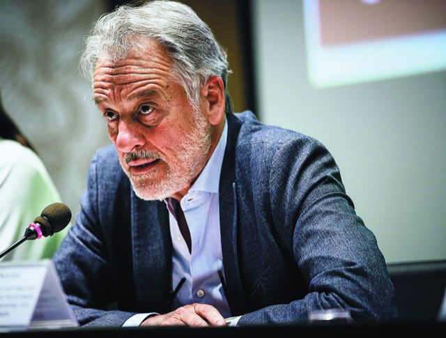 “Θα αντέξει η Ευρώπη σε έναν κόσμο με Πούτιν και Τραμπ;” / Διάλεξη του Λουκά Τσούκαλη στις 12 Αυγούστου στην Τήνο