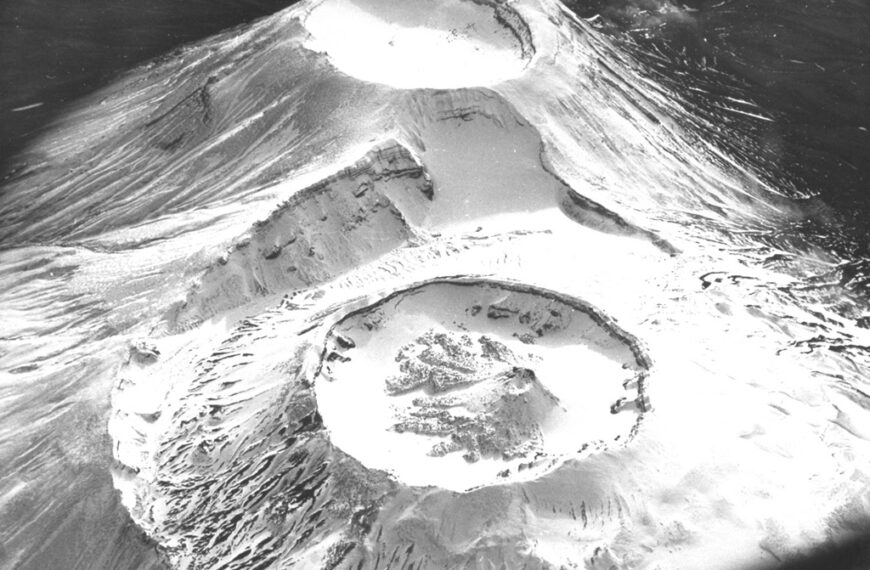 Εξερράγη μετά από 600 χρόνια το ηφαίστειο Κρασενίνικοφ στην Καμτσάτκα — Προειδοποίηση&hellip;