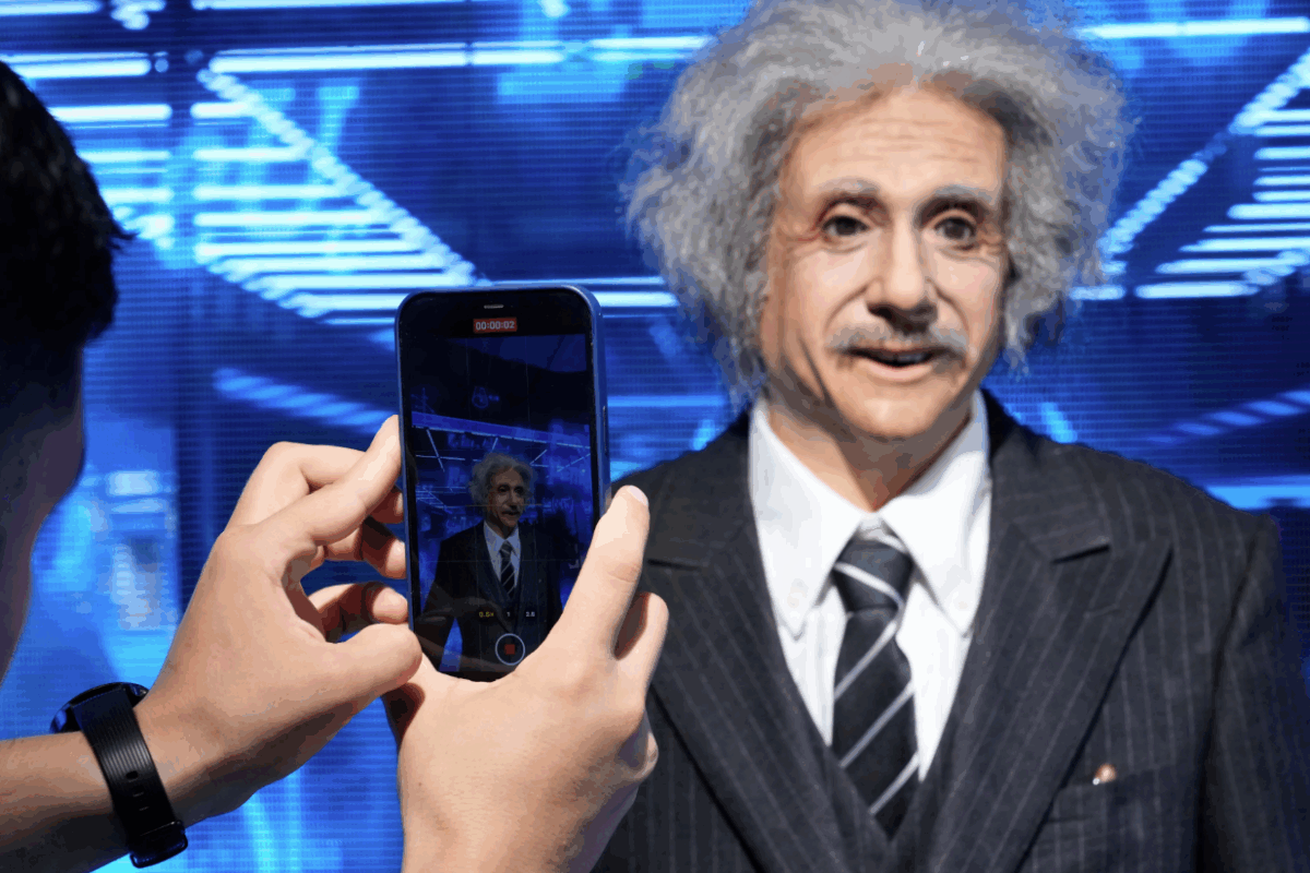 Robot Mall: Βγήκαν στην αγορά τα πρώτα ανθρωπόμορφα ρομπότ