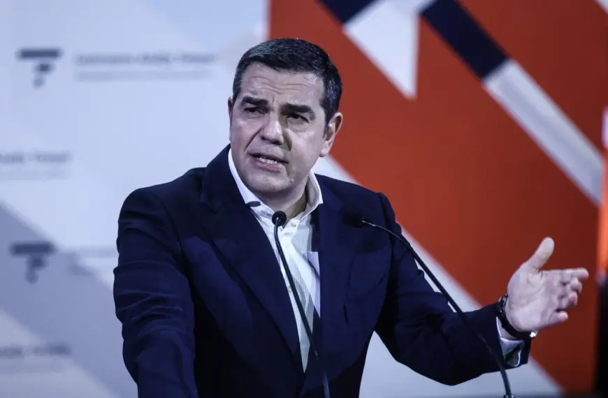 Αλέξης Τσίπρας στη Le Monde: Ήρθε η ώρα να πω την αλήθεια&hellip;