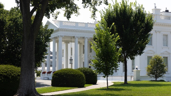 Οι ευρωπαίοι ηγέτες προσκεκλημένοι στη συνάντηση Τραμπ – Ζελένσκι στον Λευκό Οίκο