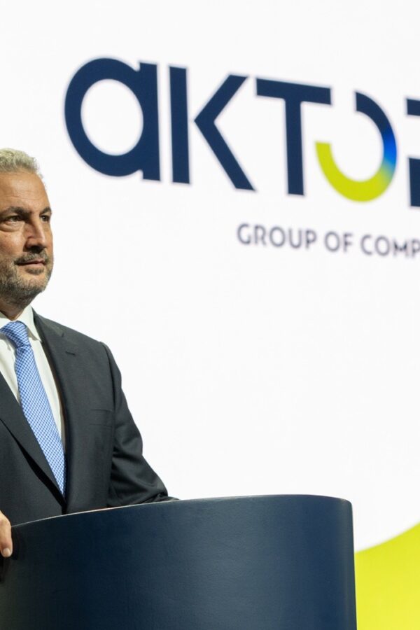 Εξάρχου στο Politico: Νέες συμβάσεις LNG μικρότερης διάρκειας φέρνει η AKTOR