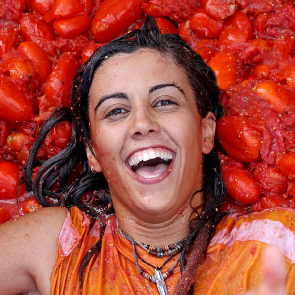 La Tomatina: Το Φεστιβάλ της ντομάτας στην Buñol
