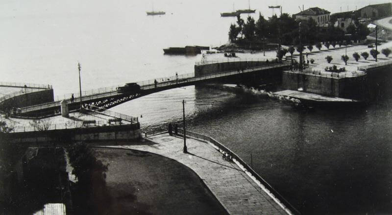 Παλιά Γέφυρα του Ευρίπου: Η ιστορία, η τεχνολογία και τα «τρελά νερά» της Χαλκίδας