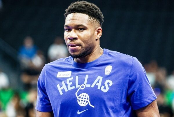 Σύννεφα πάνω από την «επίσημη αγαπημένη» – Εσωτερικές κόντρες, ηχηρές απουσίες και&hellip;