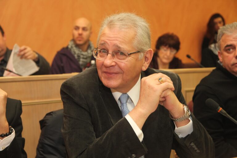 Πέθανε ο δημοσιογράφος Δημήτρης Κωνσταντάρας σε ηλικία 79 ετών