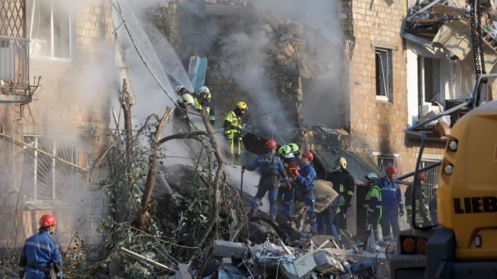 Ματωμένη νύχτα στο Κίεβο: 19 νεκροί από ρωσικές επιθέσεις με drones και&hellip;