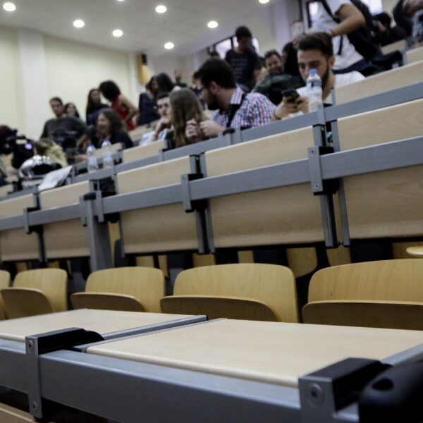 Τελευταία ευκαιρία για τους «αιώνιους» φοιτητές – Τι προβλέπει η νέα ρύθμιση&hellip;