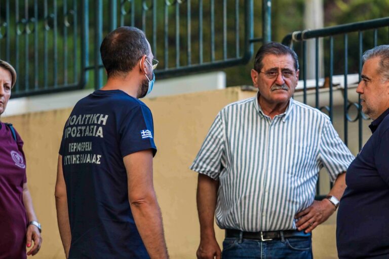 Πελετίδης: «Καθυστέρηση στα εναέρια μέσα – Η φωτιά έφυγε από την Πάτρα»