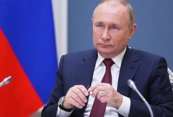 Κρεμλίνο: Ο Πούτιν ενημερώθηκε για τις αμερικανικές προτάσεις – Η Μόσχα ετοιμάζει&hellip;