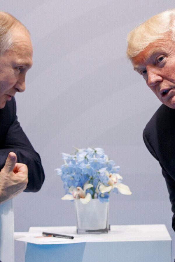 Μυστικές συνομιλίες ΗΠΑ–Ρωσίας: Οδικός χάρτης 28 σημείων για την ειρήνη στην Ουκρανία την ώρα που η Ευρώπη καλλιεργεί κλίμα πολέμου