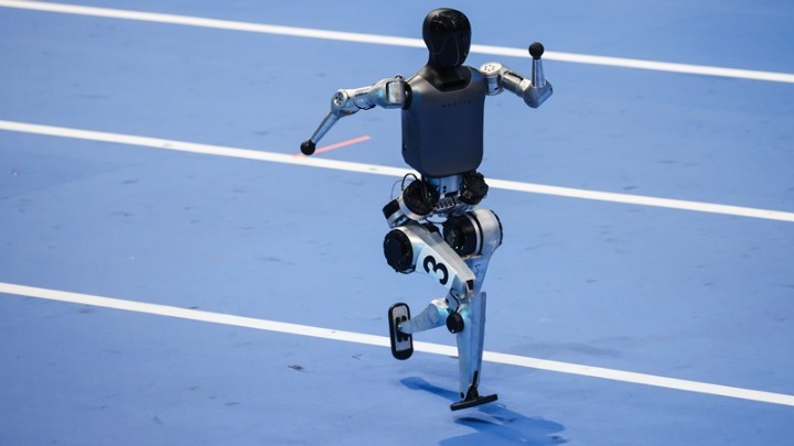 Ρομπότ σε δράση: Ξεκίνησαν οι πρώτοι Παγκόσμιοι Αγώνες Ανθρωποειδών στο Πεκίνο