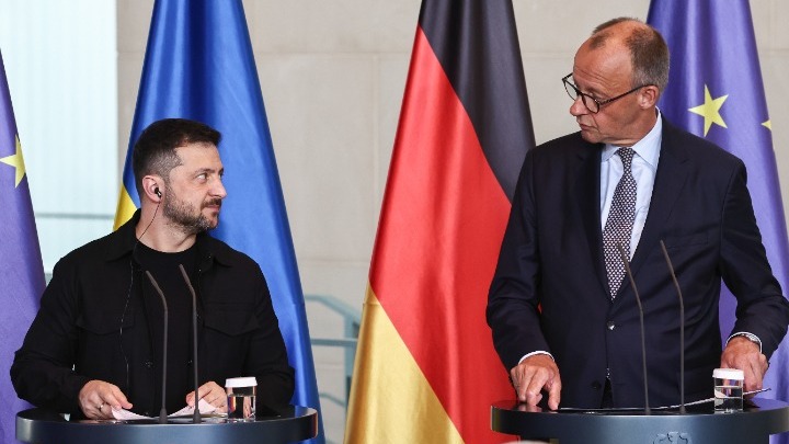 Τηλεδιάσκεψη για Ουκρανία / Ζελένσκι: «Ο Πούτιν μπλοφάρει – Θέλει να καταλάβει&hellip;