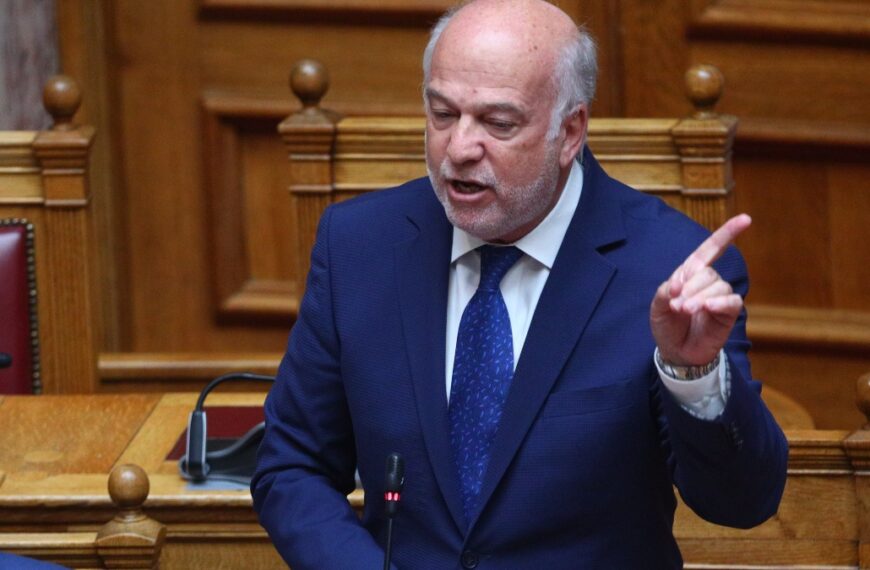 Ακραία επίθεση κατά των αγροτών από τον υπουργό Δικαιοσύνης: «Είναι γκάνγκστερ»