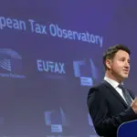Gabriel Zucman: Η Δικαιοσύνη στη Φορολογία είναι η μόνη απάντηση στα προβλήματα της κοινωνίας και της οικονομίας – Τι είναι ο «φόρος Zucman»