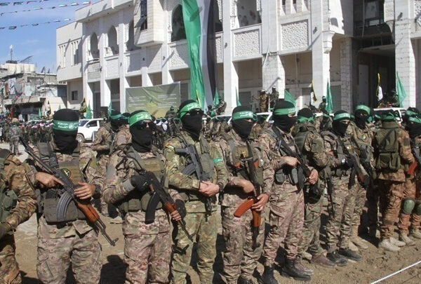 Χαμάς: Πρόταση για συνολική συμφωνία κατάπαυσης πυρός με αντάλλαγμα την απελευθέρωση κρατουμένων
