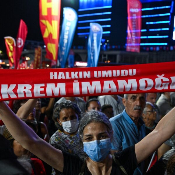 Η Τουρκία μπλόκαρε την πρόσβαση στα κοινωνικά δίκτυα εν μέσω πολιτικής κρίσης