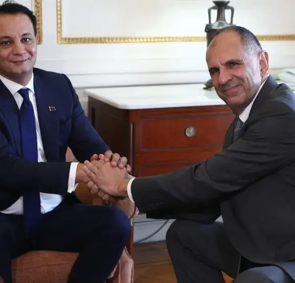 Ελληνολιβυκές σχέσεις: Επίσκεψη υιού Χαφτάρ στην Αθήνα