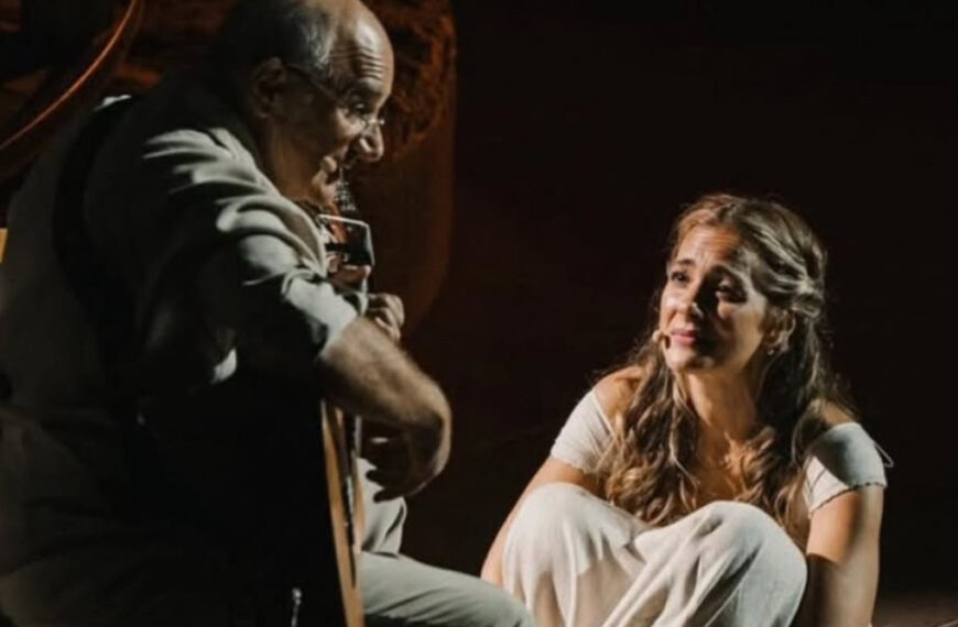 Νατάσσα Μποφίλιου: «Η σχέση μου με τον πατέρα μου δεν είναι για&hellip;