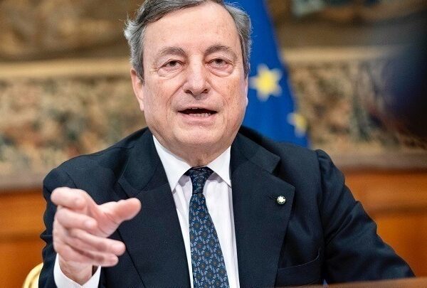 Ντράγκι: H Ευρώπη ή θα γίνει ομοσπονδία ή θα μείνει στο περιθώριο