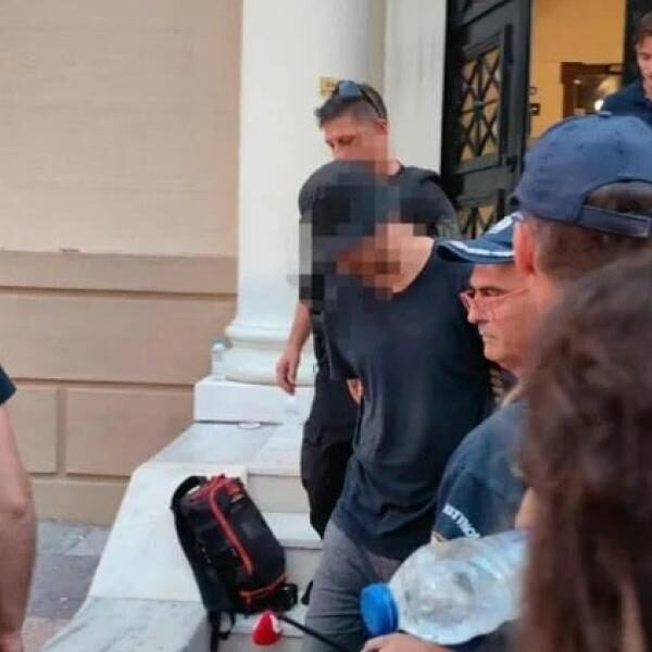 Φωτιά στην Πάτρα: Δικαιωμένοι οι δύο νεαροί εθελοντές – Κατέρρευσε το σενάριο του εμπρησμού