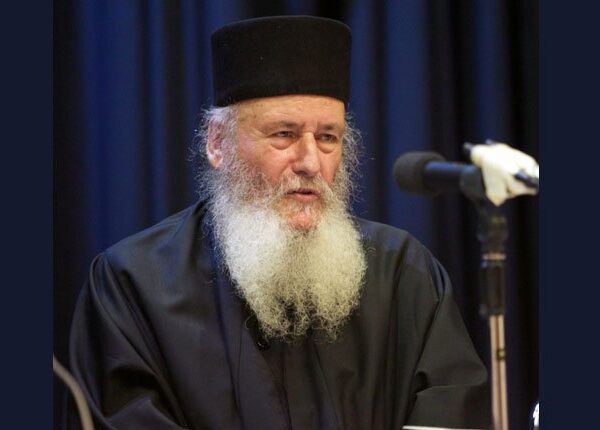 Εκοιμήθη ο ηγούμενος της Μονής Ιβήρων, αρχιμανδρίτης Βασίλειος Γοντικάκης