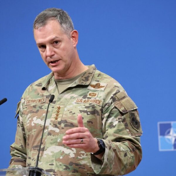 «Eastern Sentry»: ΝΑΤΟ στέλνει στρατεύματα, Rafale, F-16 και Eurofighter στα ανατολικά σύνορα&hellip;