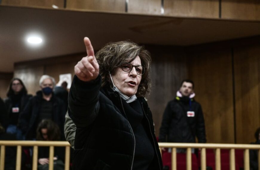 Μάγδα Φύσσα για την αποφυλάκιση Μιχαλολιάκου: «Οι φασίστες έξω, οι αλληλέγγυοι μέσα»