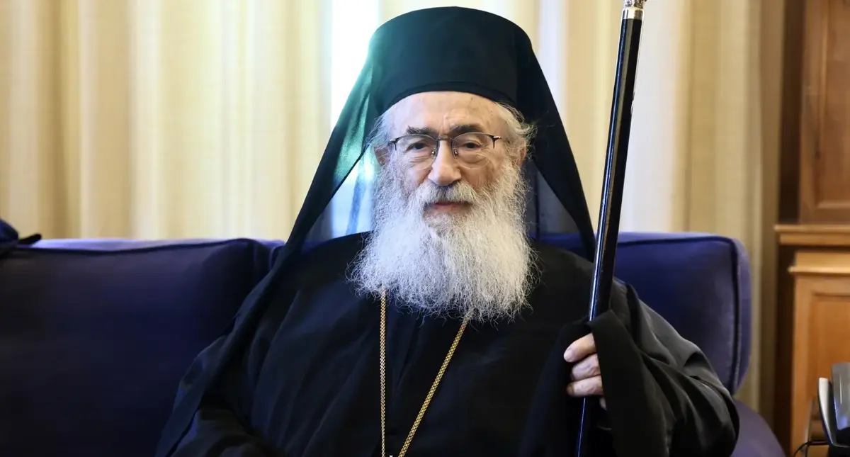 «Φυγαδεύτηκε» στην Αθήνα ο Αρχιεπίσκοπος Σινά Δαμιανός – Σε εξέλιξη οι διαδικασίες διαδοχής&hellip;