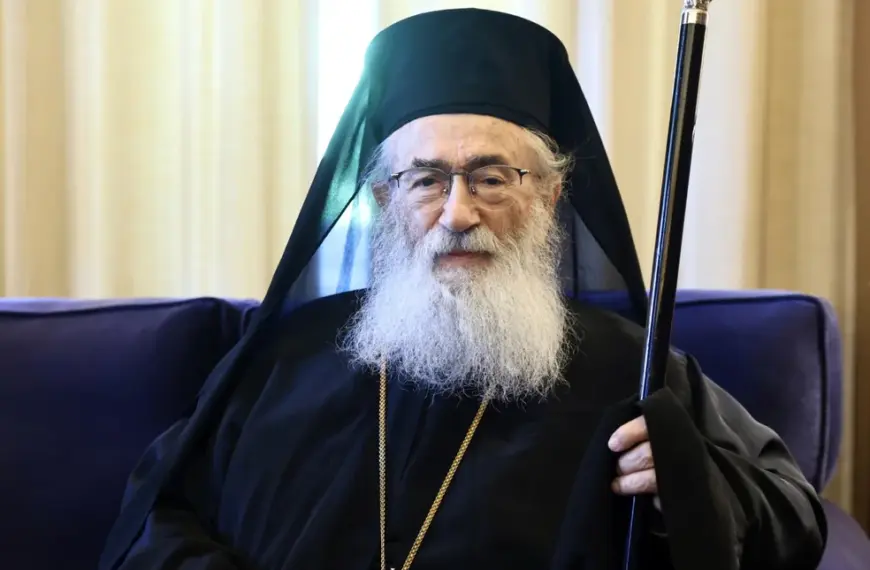«Φυγαδεύτηκε» στην Αθήνα ο Αρχιεπίσκοπος Σινά Δαμιανός – Σε εξέλιξη οι διαδικασίες&hellip;
