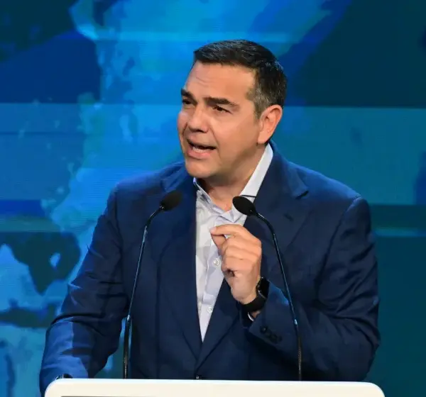 Τσίπρας: Ιδιοκτήτης της Πλατείας Συντάγματος είναι ο λαός, όχι ο Μητσοτάκης