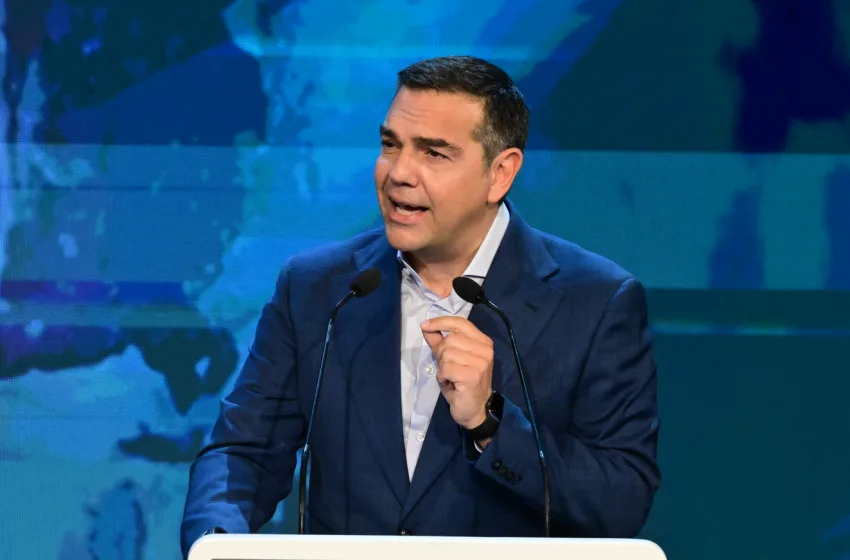 Τσίπρας: Ιδιοκτήτης της Πλατείας Συντάγματος είναι ο λαός, όχι ο Μητσοτάκης