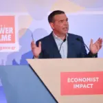 Τσίπρας: «Η Ελλάδα χρειάζεται νέο παραγωγικό μοντέλο και εθνική πυξίδα»