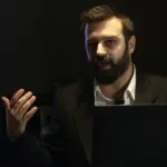 Άγγελος Σεριάτος: Κατακερματισμένο το κομματικό σύστημα με πιεσμένη κυβέρνηση και αδύναμη αντιπολίτευση